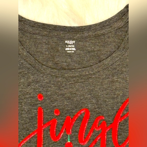 Christmas Tee, size L (12-14), pre-owned, like new. - Picture 2 of 3